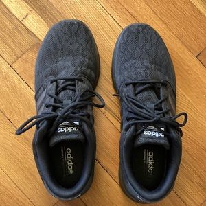 Adidas cloud foam-memory foam footbed